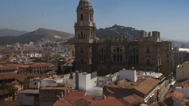Los 5 mejores barrios de Málaga para vivir: descubre tu hogar ideal.